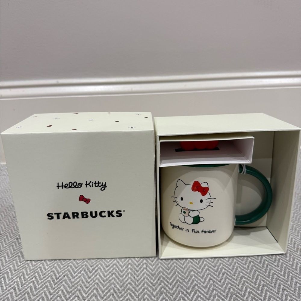 Starbucks Hello Kitty Mug with Box NEW